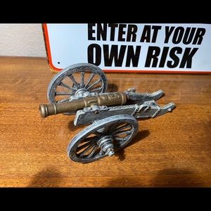 Vintage Miniature Cannon Revolution War Brass Iron Model
